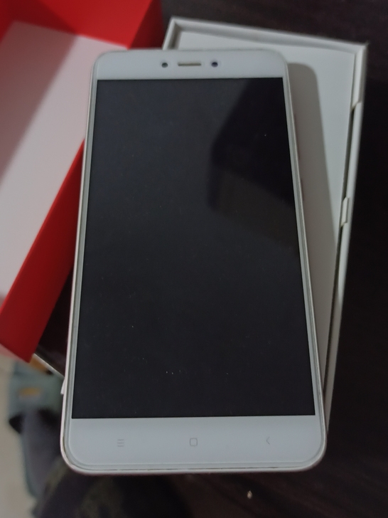 红米note5a手机一部,可以当备用机,陈...