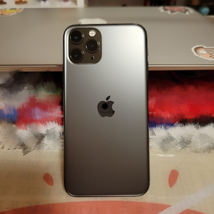 出售一台自用iPhone11Pro黑色64...