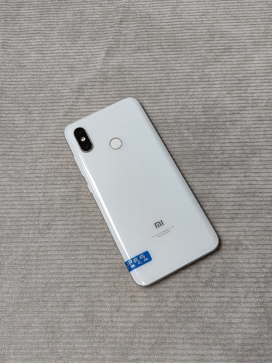 小米8 6+64g.外观完美95新.功能完...