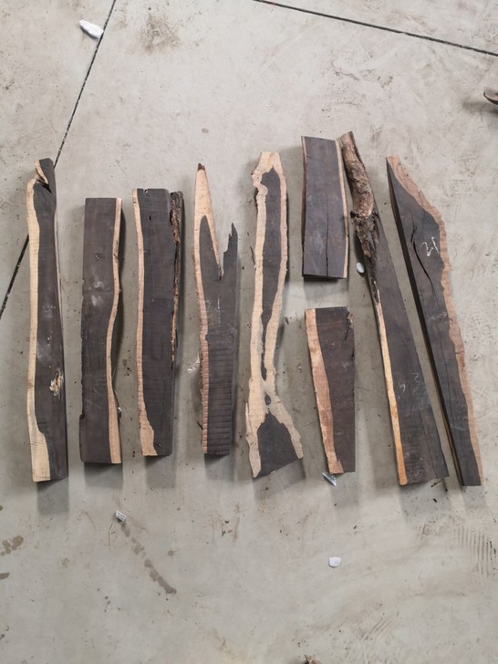 处理紫光檀随型木料20斤,尺寸如图,厚3-...