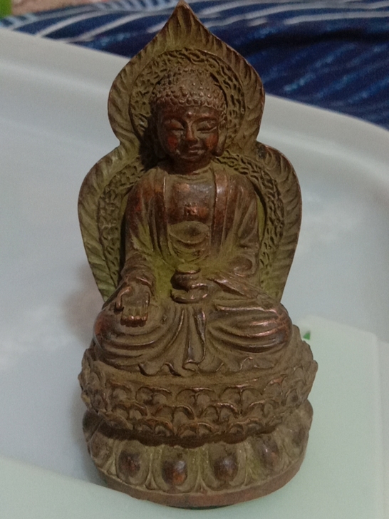铜佛像一尊 ！做工精美， 爆浆厚重 ！不知...