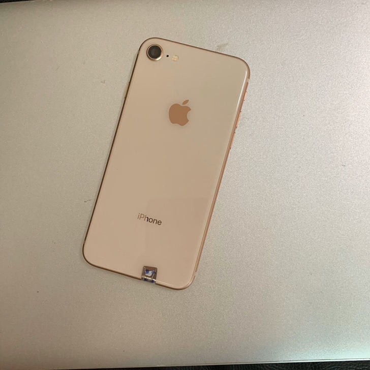 苹果8 64g 九五新，不要了，低价转让，...