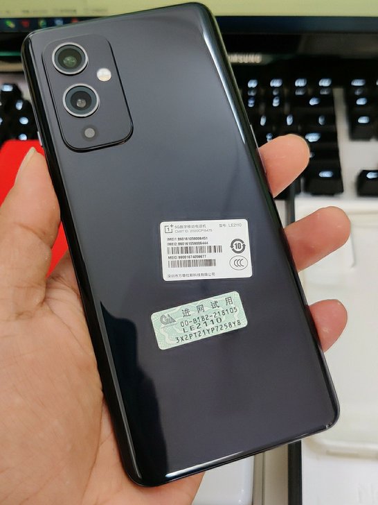 一加 OnePlus 9 5G旗舰120H...