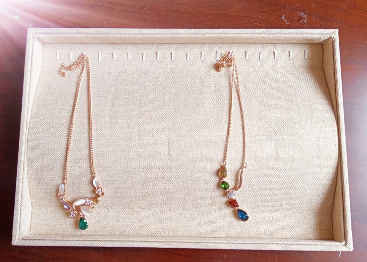 亚麻布项链托盘还有400个左右，规格24*...