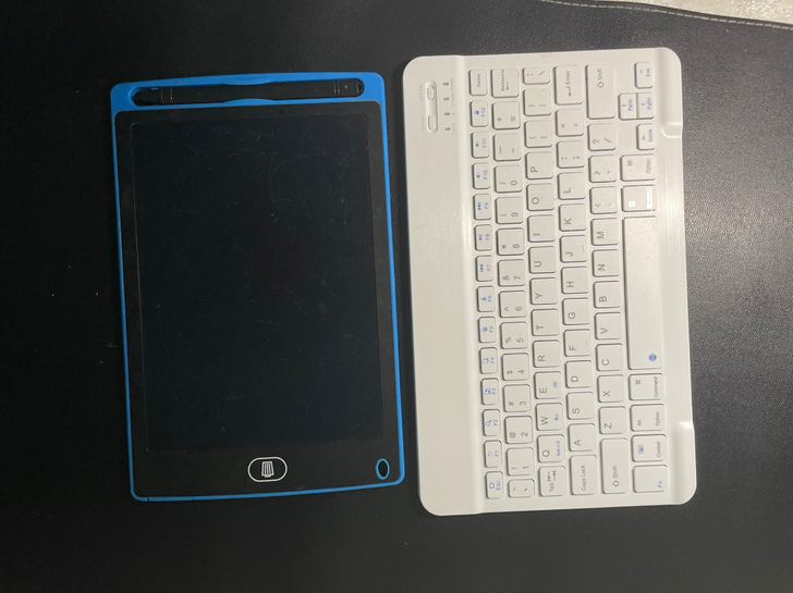 自用蓝牙刀片键盘,可以连手机,连电脑,连平...