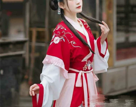 花神记灵语晋制汉服交领缘裙 标价三件套，六...