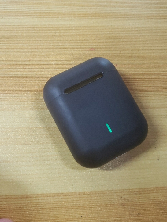 买了新的耳机，这个耳机是4月份买的，用了3...