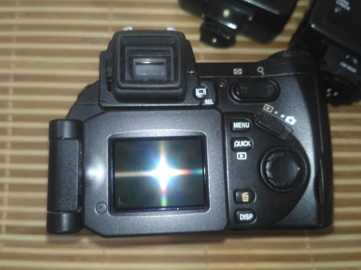 尼康coolpix5700专业数码相机，尼...