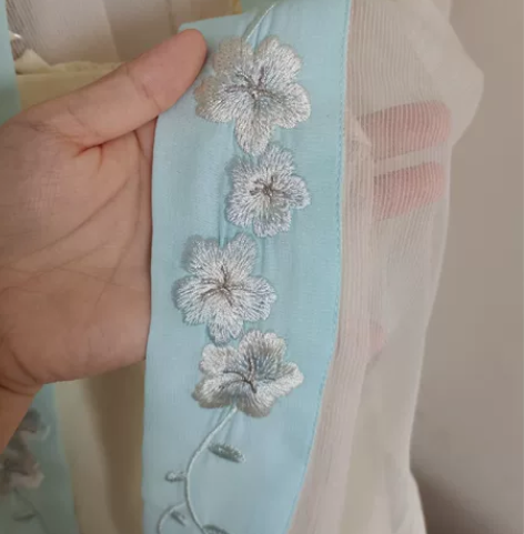 吃土回血！兰若庭双子蓝色套装，绣花精美照片...