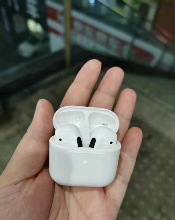 华强北4代蓝牙耳机pro4无线耳机入耳式苹...