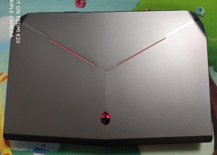 外星人15R2游戏笔记本电脑，i7六代，9...