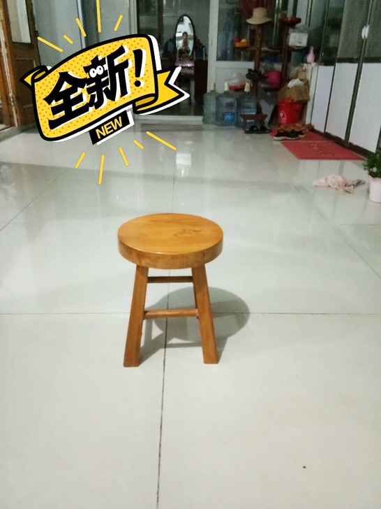 爸爸是个工龄三十年的老木匠，做了二十多个这...