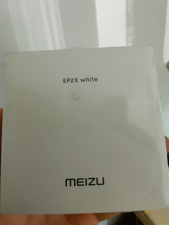 魅族线耳机，蓝牙耳机同出70顺丰包邮