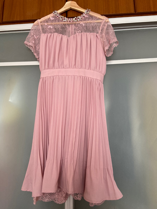 emiria的蕾丝雪纺裙