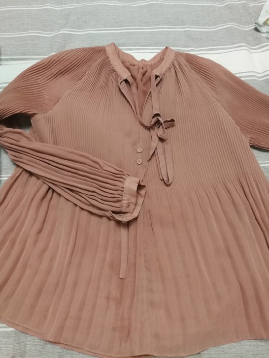 ANNA家 雪纺衫XS码 皮粉色很好看