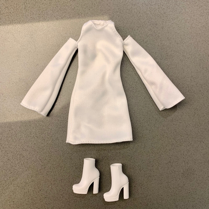 #Barbie#芭比娃娃  官配娃衣 不定...