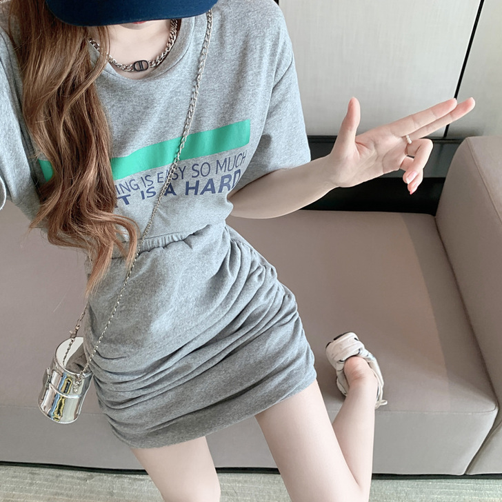 小个子显高套装裙网红休闲运动风洋气减龄盐系...