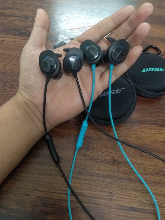BOSE SOUNDSPORT Wirel...