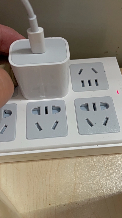 个人闲置转让一套苹果12用的充电器，20w...