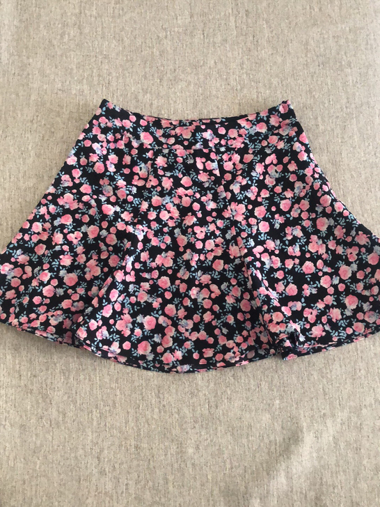 H##amp;amp;M小碎花短裙