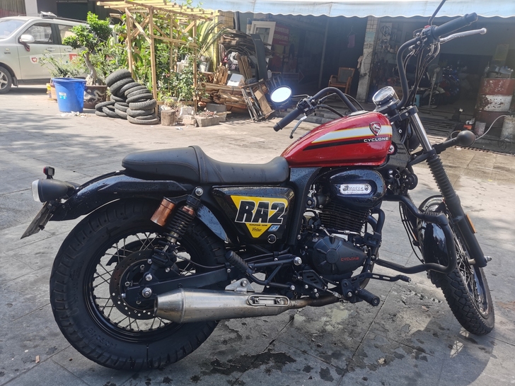 二手摩托车 赛科龙RA2  250CC复古...