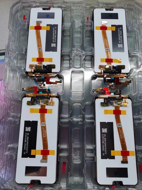 荣耀10带指纹全新全原装    屏幕总成