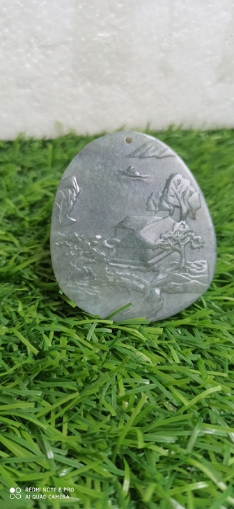 和田玉雕刻的山水画入手渠道：在古玩市场淘的，