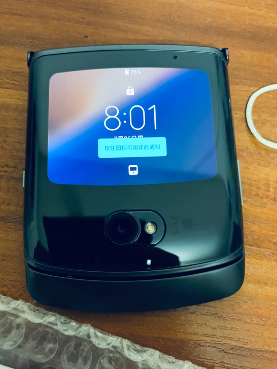 moto razr二代,摩托罗拉moto折...