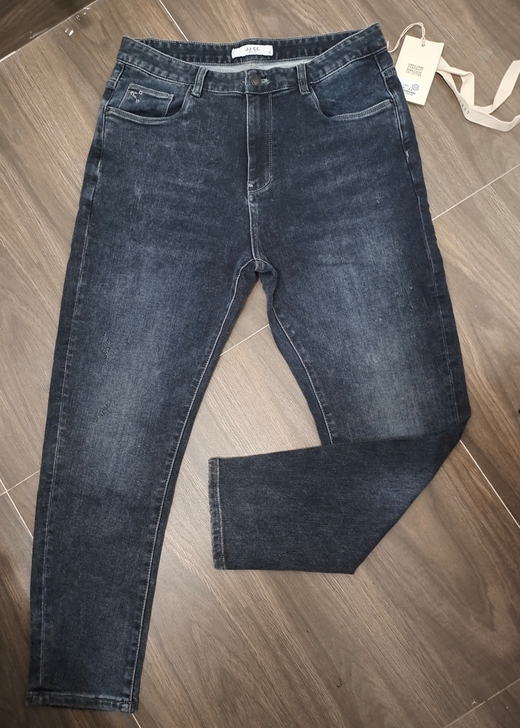 全新品牌男装休闲修身款小脚牛仔裤,灰黑色微...