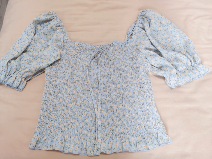 M码，蓝色小雏菊雪纺衫