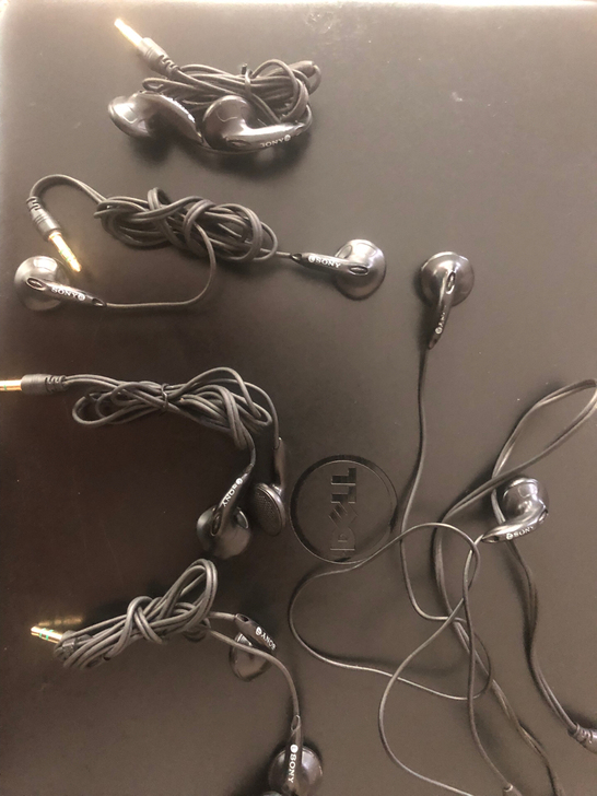 索尼MDR-E805耳机，索尼绕颈试长短线...