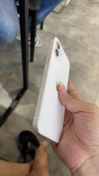 iPhone 12
