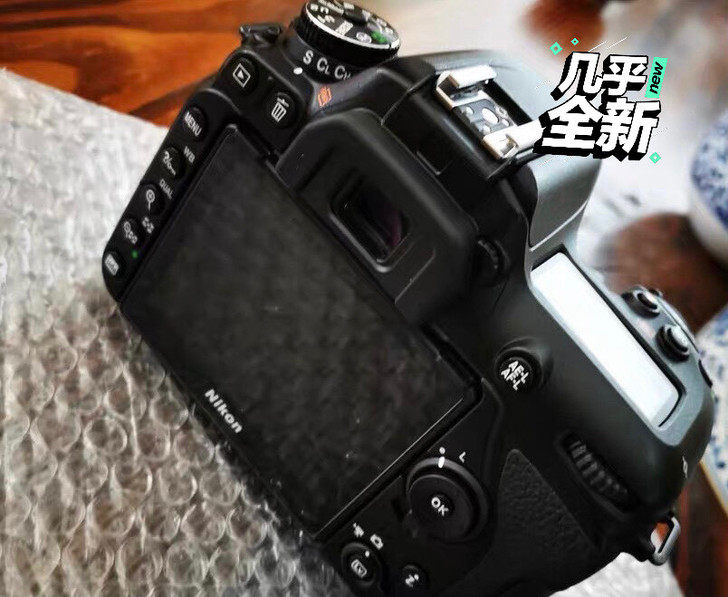 尼康D7500配18.140