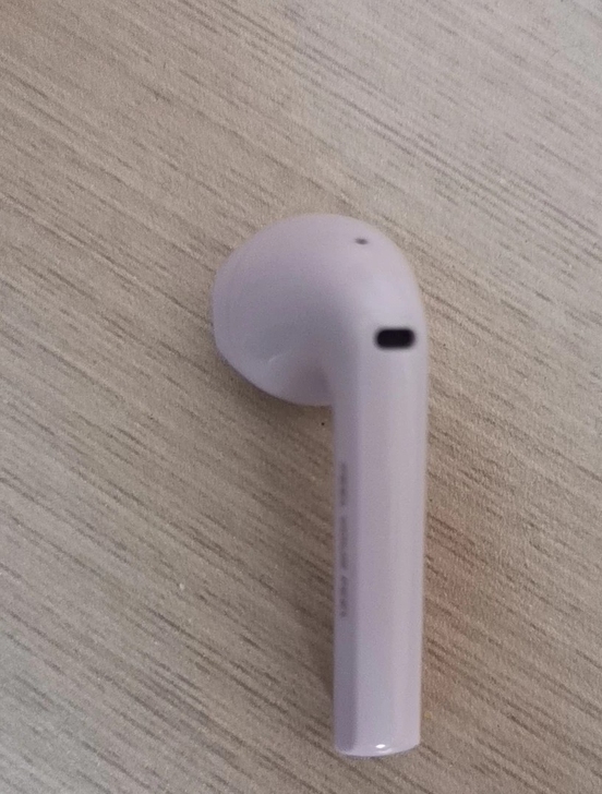 漫步者冇心版左耳