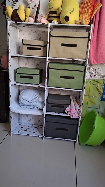收纳箱，可以放很多衣服，要毕业了，用不到，...