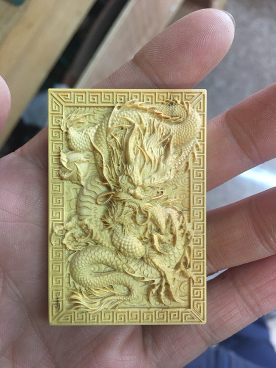 雕刻四六牌 木质材质：小叶黄杨 没打孔 包邮
