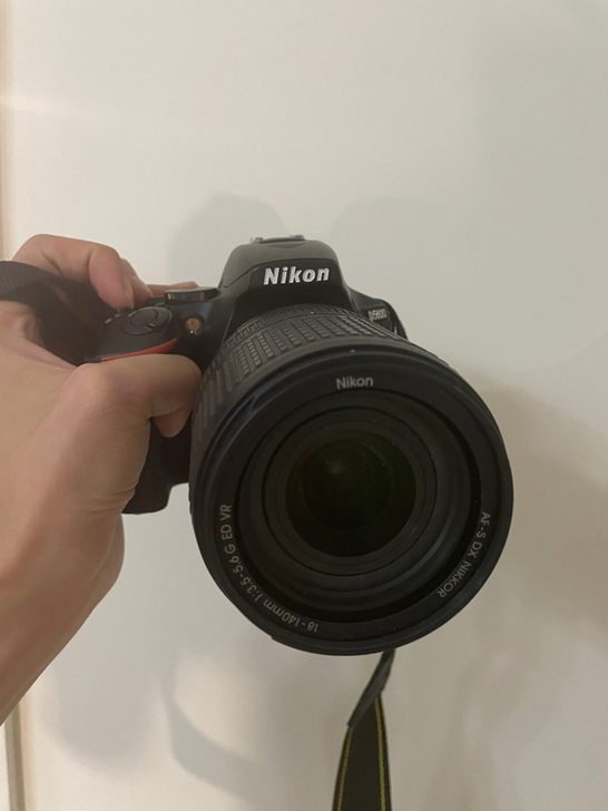 尼康D5600 18-140套机 功能一切...