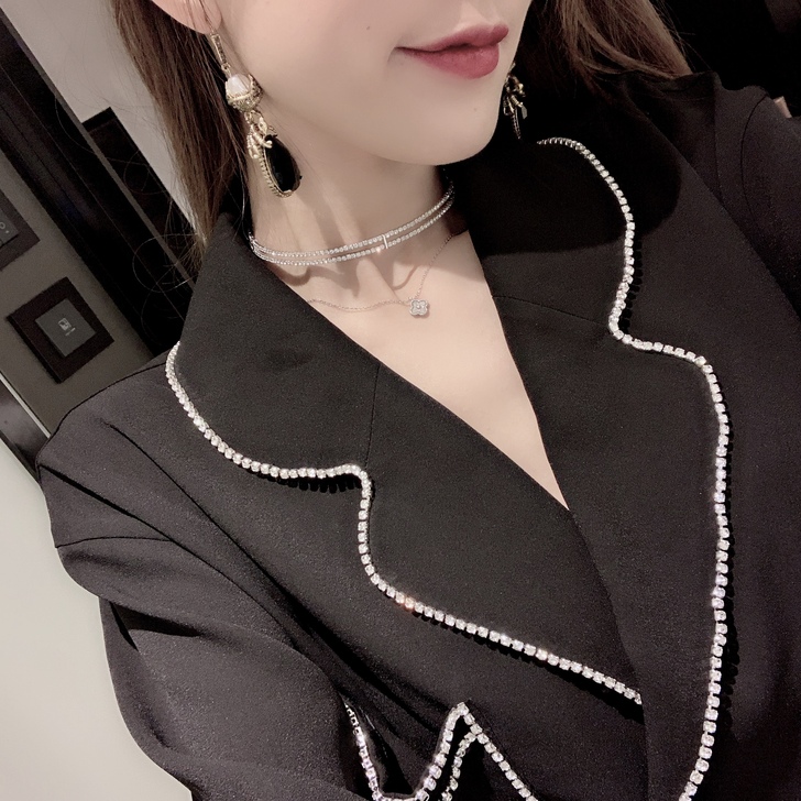 听说你们很想要这个款~中间镂空的银色钻石微...