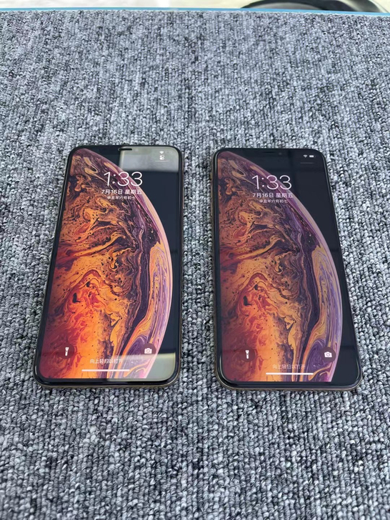 苹果XSMAX，64G，单卡全网通，土豪金...