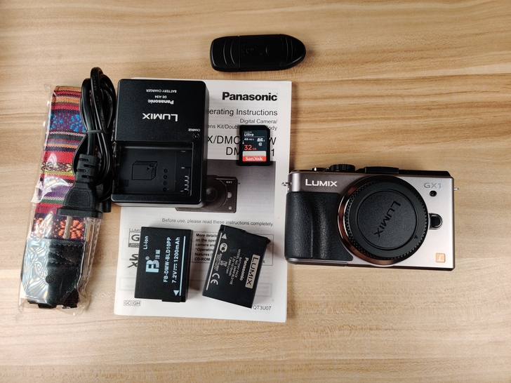 Panasonic松下无反光镜可换镜头相机...