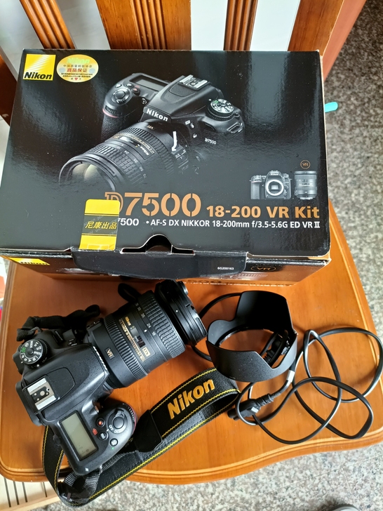 尼康d7500 18 200套机,成色新,...