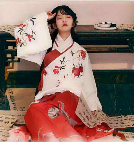 都城南庄丹若全新s码明制交领短袄 s码，全...