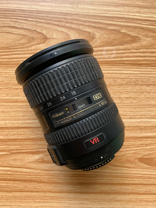 尼康 18-200mm 3.5-5.6G ...
