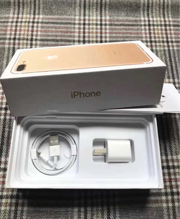 个人闲置转让一套iPhone原装充电器，闲...