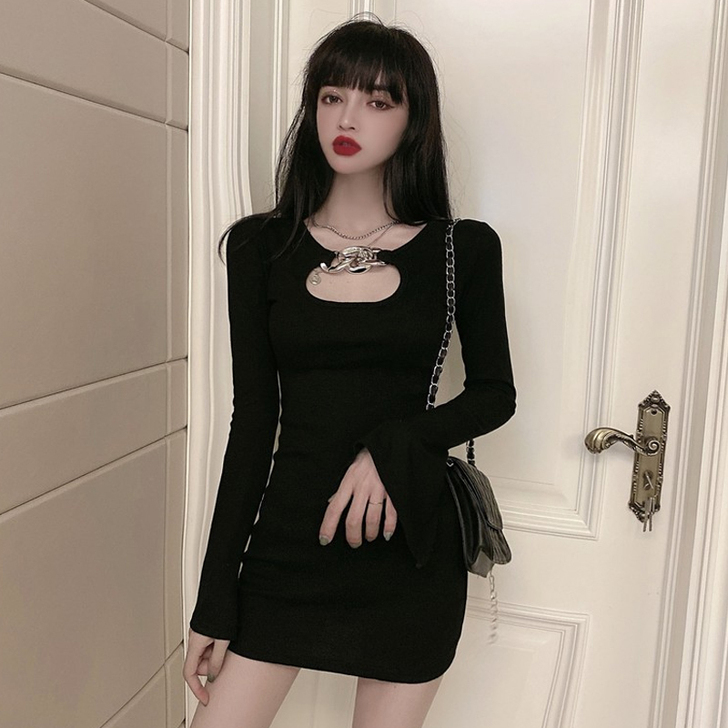 格格家 春季新款港风chic设计感链条修身...