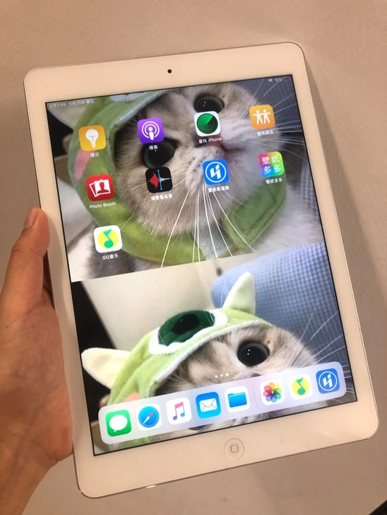 女生自用闲置苹果iPad平板电脑