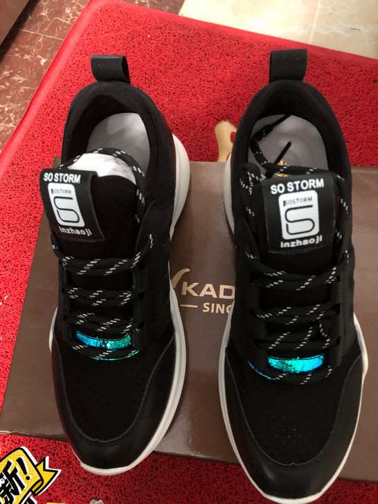 全新卡帝烟斗38码，运动鞋内增高2厘米，牛...