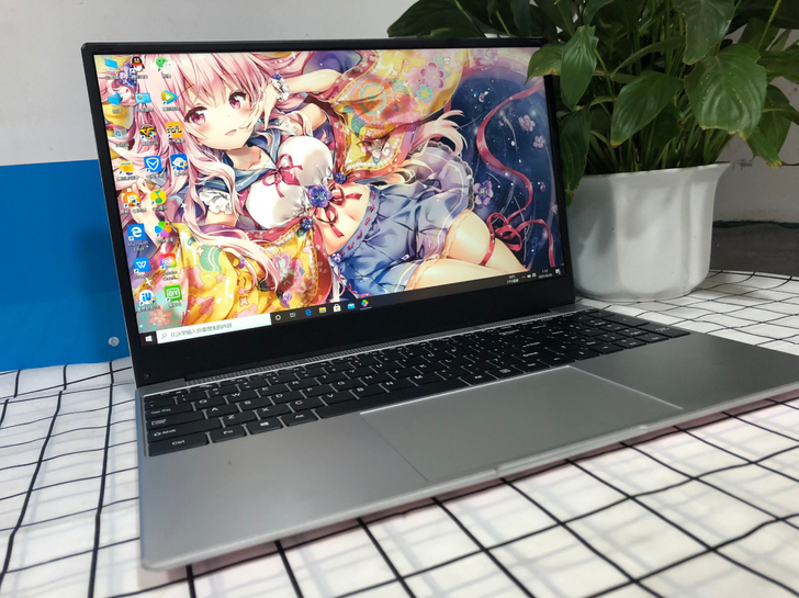 15寸四核15寸办公笔记本99新