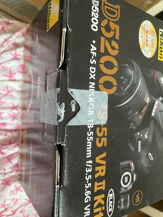 尼康d5200套机，18-55vr镜头。苏...
