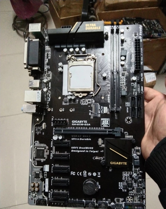 现货150片技嘉h110-d3a主板。层色...